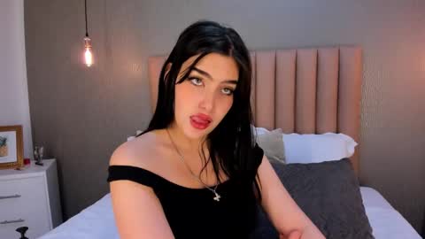 Alexa Thaylor online show from December 2024 09:06:02 PM