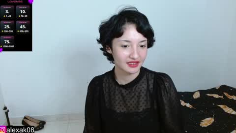 Alexandra 3 online show from December 2024 01:51:02 PM