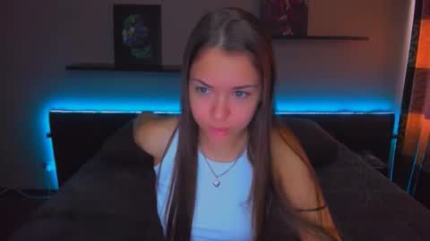 angel online show from October 2025 03:36:02 AM