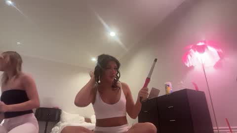 alexajefferies online show from October 2025 05:55:02 PM