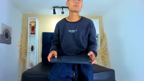 alexander gonzalez online show from September 2025 07:04:01 PM