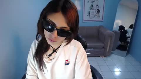 Snapshot of alexandra_gomez_t chatting on November 2025 07:58:01 PM alexandra online show from November 2025 07:58:01 PM