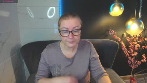 Alexandra online show from December 2024 05:18:02 AM