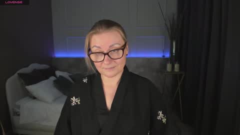 Alexandra online show from January 2025 12:31:02 AM