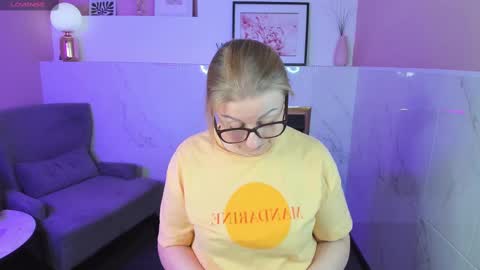 Alexandra online show from February 2025 08:49:02 AM