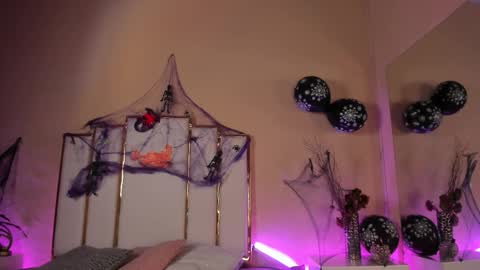 alexandraa_gomez online show from October 2025 08:09:02 PM