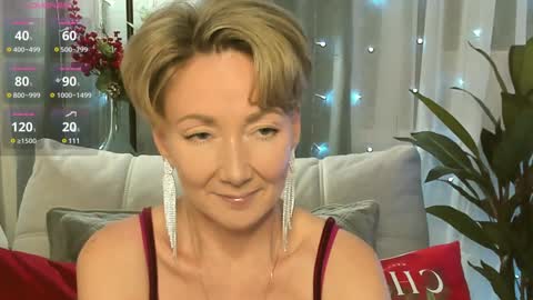 Alexandra online show from December 2024 05:05:01 PM