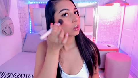 Alexandra Miller online show from December 2024 10:54:01 AM