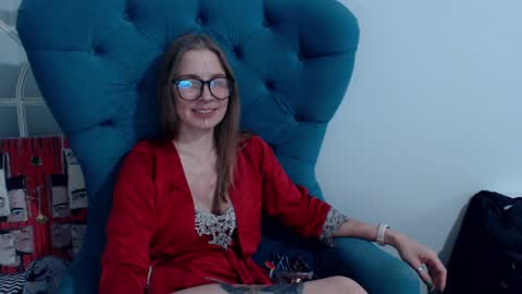 Alexandra online show from January 2025 08:07:01 PM