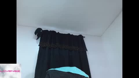 Snapshot of alexandre_starkk chatting on September 2025 04:00:01 PM Alexandre online show from September 2025 04:00:01 PM