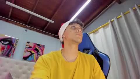 Alex online show from December 2024 06:44:02 AM