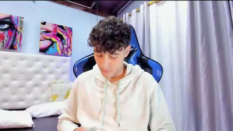 Alex online show from December 2024 01:15:02 AM