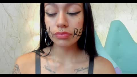 Alexiaa  Online 1430 to 2100 GMT-5 online show from December 2024 09:09:01 AM