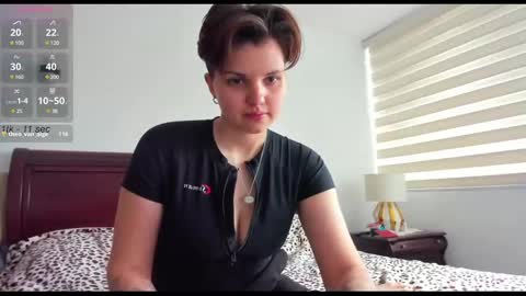 Alexia online show from February 2025 01:51:02 PM