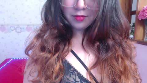 Snapshot of alexiarestrepo chatting on January 2025 12:07:02 PM Alexia online show from January 2025 12:07:02 PM