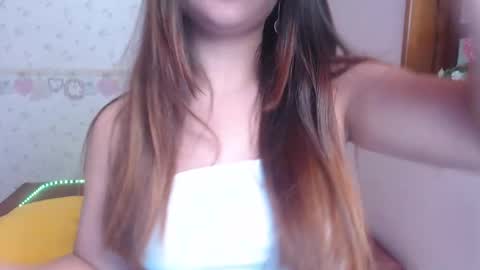 Snapshot of alexiarestrepo chatting on February 2025 12:05:02 PM Alexia online show from February 2025 12:05:02 PM