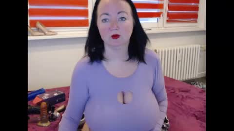 alexie33 online show from February 2025 08:17:02 AM