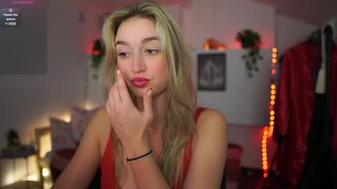 Snapshot of alexis___texas chatting on January 2025 09:01:02 PM Alexis Texas online show from January 2025 09:01:02 PM