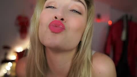 Snapshot of alexis___texas chatting on February 2025 11:37:02 PM Alexis Texas online show from February 2025 11:37:02 PM