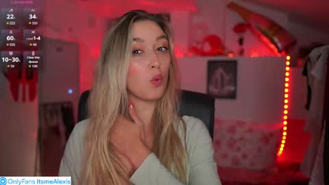 Snapshot of alexis___texas chatting on September 2025 06:19:02 PM Alexis Texas online show from September 2025 06:19:02 PM