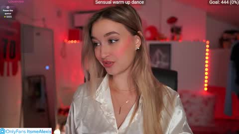 Alexis Texas online show from October 2025 01:18:01 PM