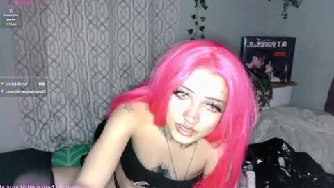 Vamp Mommy online show from September 2025 02:02:01 AM