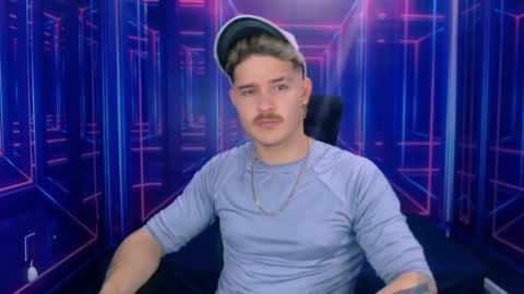 Alex online show from October 2025 07:16:02 PM