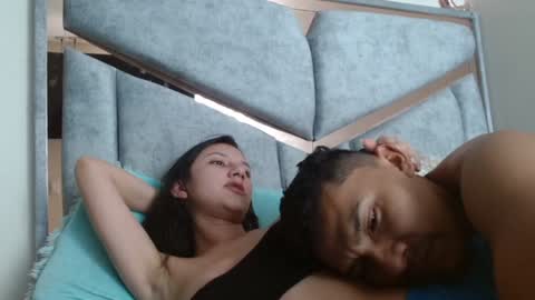 alex y luisa online show from December 2024 02:28:02 PM
