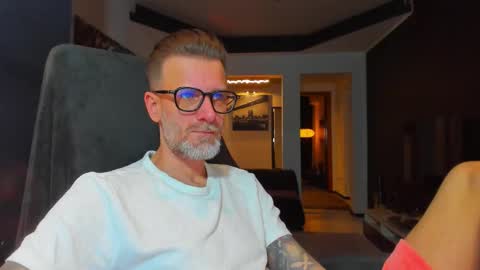 Snapshot of alexxian chatting on September 2025 10:10:01 PM alexxian online show from September 2025 10:10:01 PM