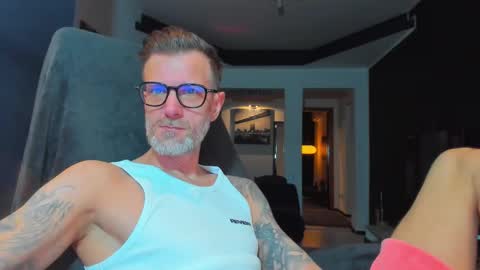 Snapshot of alexxian chatting on September 2025 06:42:02 PM alexxian online show from September 2025 06:42:02 PM