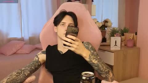 Alex online show from September 2025 11:45:02 AM