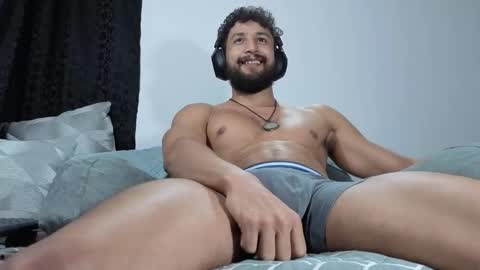 Alferiel online show from October 2025 03:28:02 AM