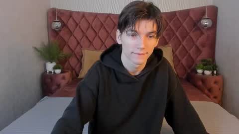 Alfred online show from October 2025 07:01:01 AM