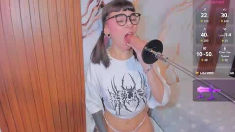 Snapshot of alice14cullen chatting on October 2025 08:09:02 PM alice online show from October 2025 08:09:02 PM