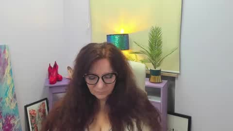 Alice online show from February 2025 06:05:02 AM