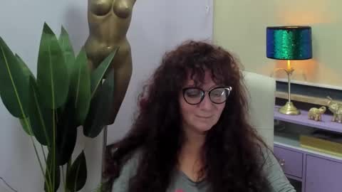 Alice online show from September 2025 05:09:02 AM