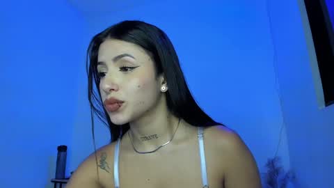 Manuela online show from January 2025 12:47:02 PM