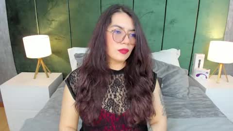 Alice  online show from October 2025 01:36:02 AM