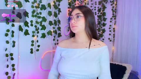 Alice and Samii online show from October 2025 11:19:01 AM
