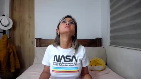 Alice shy online show from January 2025 04:48:01 AM