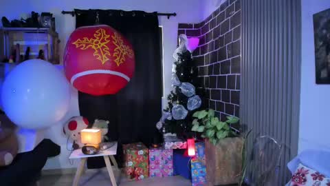 Alice online show from December 2024 03:20:02 PM