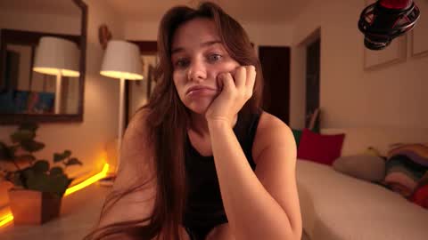 Snapshot of alicealberts chatting on November 2025 08:41:02 PM alicealberts online show from November 2025 08:41:02 PM