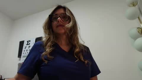 alicee16 online show from November 2025 12:22:01 AM