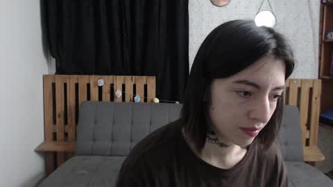 alicee_logan_ online show from December 2024 01:42:01 AM