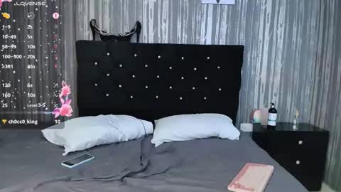 Snapshot of alicee_moonn chatting on November 2025 09:04:01 PM alicee_moonn online show from November 2025 09:04:01 PM