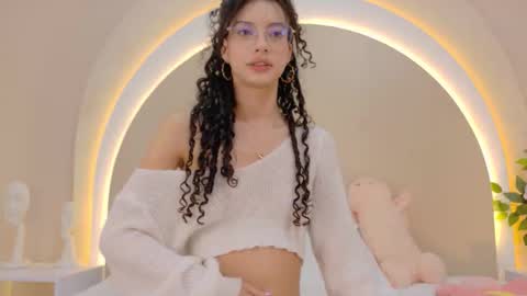 alice online show from October 2025 04:33:01 PM