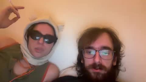 Snapshot of alicehugo chatting on December 2024 01:03:01 AM alicehugo online show from December 2024 01:03:01 AM