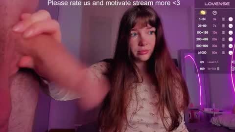 Snapshot of alicekaneky_xx chatting on October 2025 11:35:01 PM Alice 19 Kaneky 19 online show from October 2025 11:35:01 PM