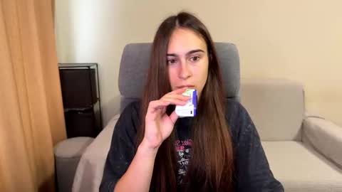 alicekollt online show from October 2025 09:29:02 AM