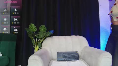 Salome online show from November 2025 11:44:02 AM